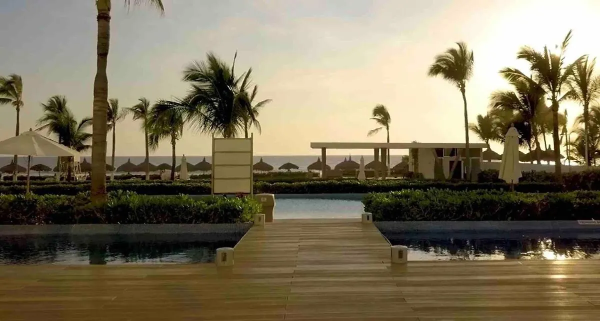 Condo De Lujo En Mazatlan Peninsula Apartment